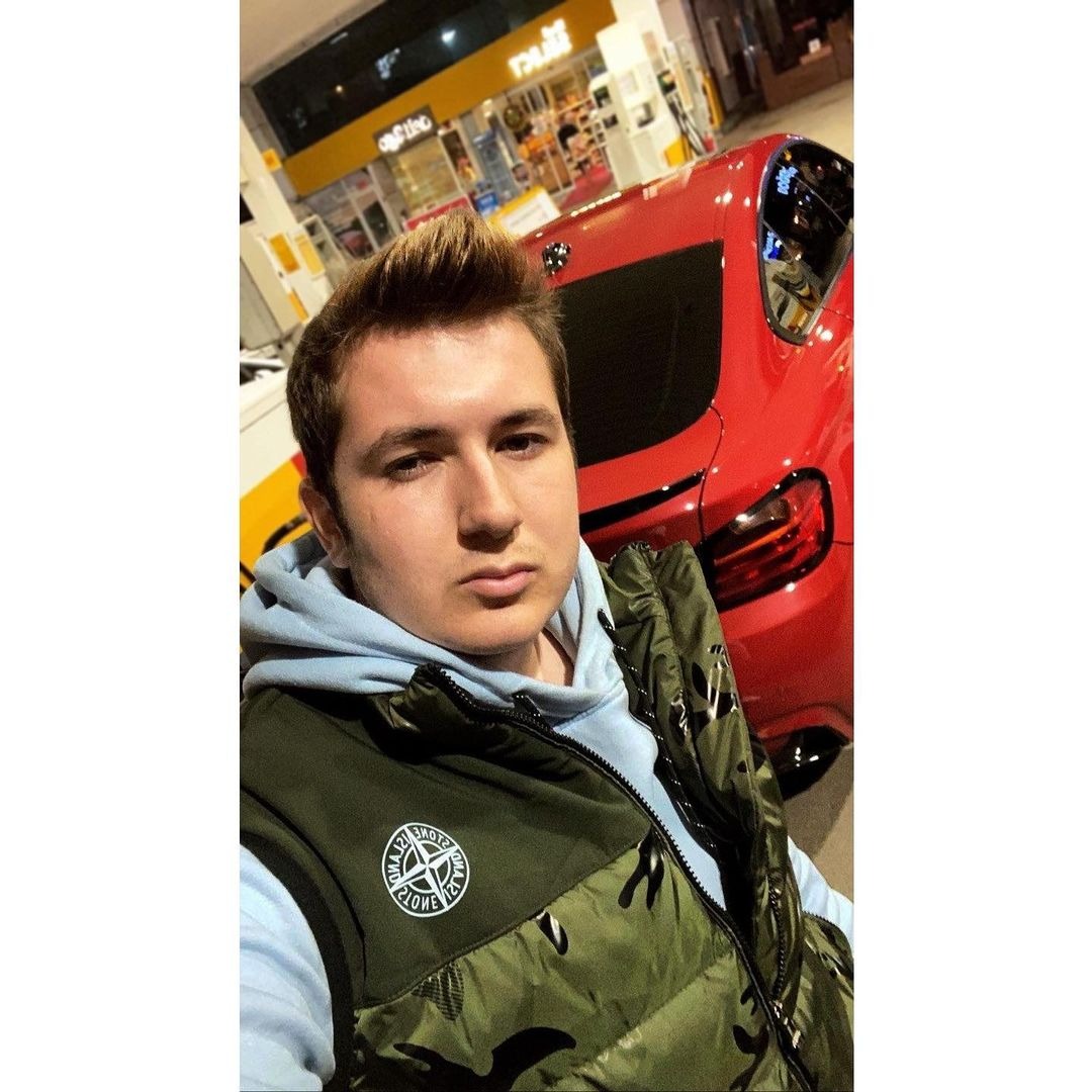 Display picture of Batuhan Tonga